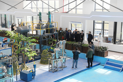 跨越千里科技情 愛心捐贈助健康——浙江工業大學化工學院西南研究院聯合愛心企業向福泉市捐贈170萬元醫療器械